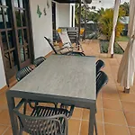 Cosy Modern Casa Del Sol Naciente With Free Heated Pools * Playa Blanca (Lanzarote)