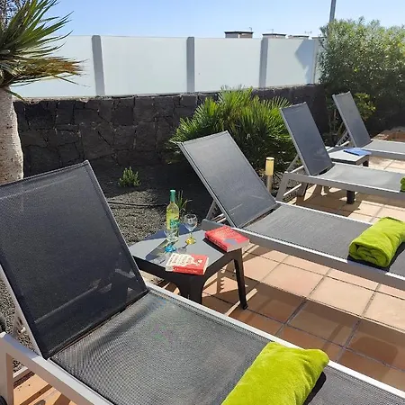 Spacious Modern Villa With Free Heated Pools & Sunny Terrace - Casa Del Sol Naciente Villa *