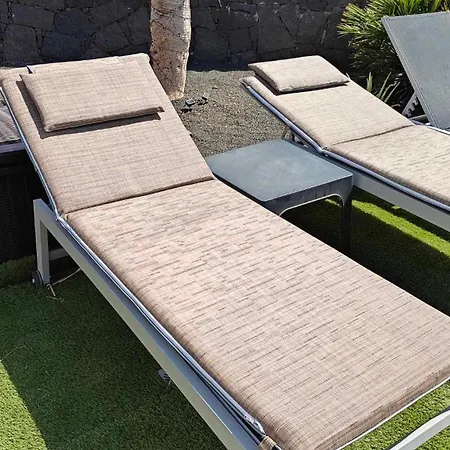 Spacious Modern With Free Heated Pools & Sunny Terrace - Casa Del Sol Naciente Вилла